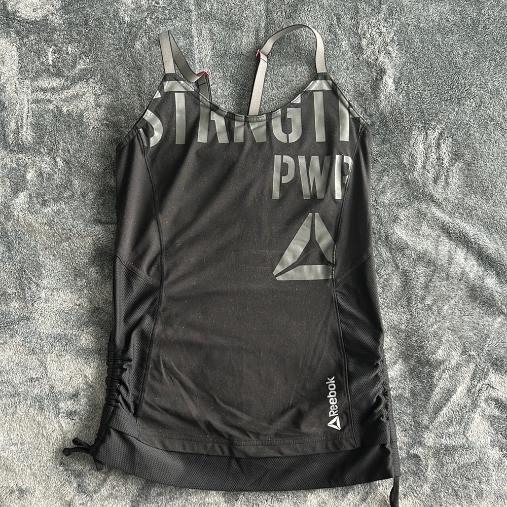 Reebok sports top